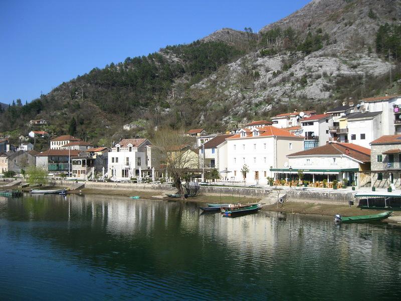 Guest House Perjanik Rijeka Crnojevića Eksteriør billede